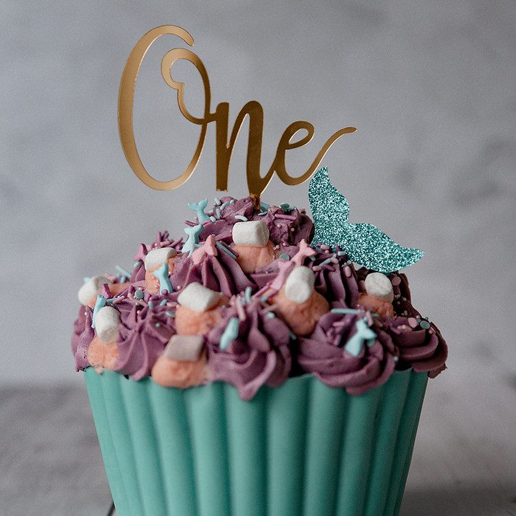 Giant-Cupcake Giant-Cupcake